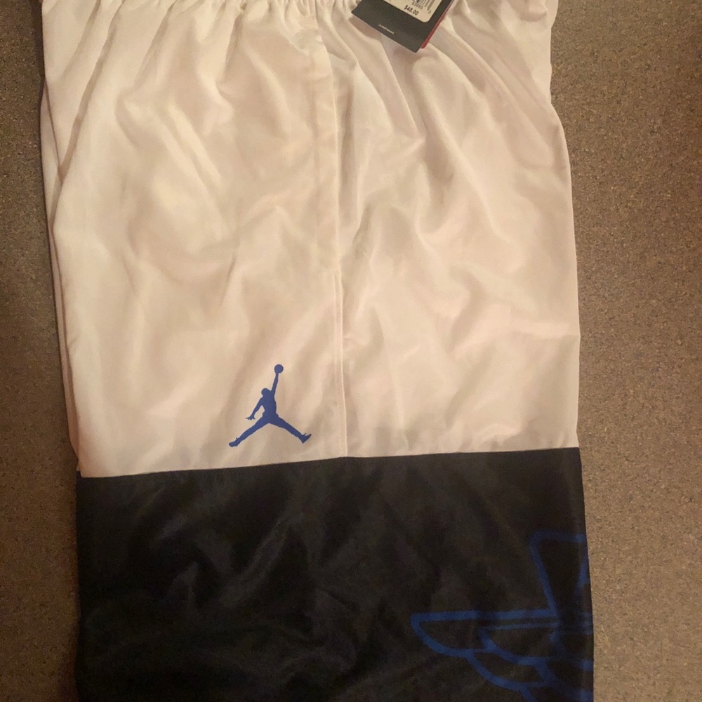 Jordan Men Shorts with Pockets
